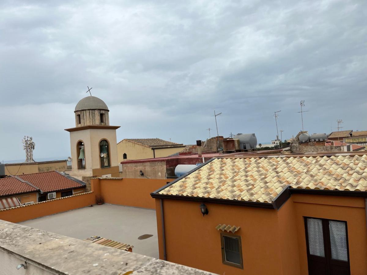 Casa Ai Tre Campanili Apartamento Gela Exterior foto