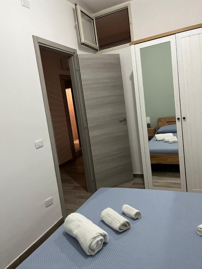 Casa Ai Tre Campanili Apartamento Gela Exterior foto